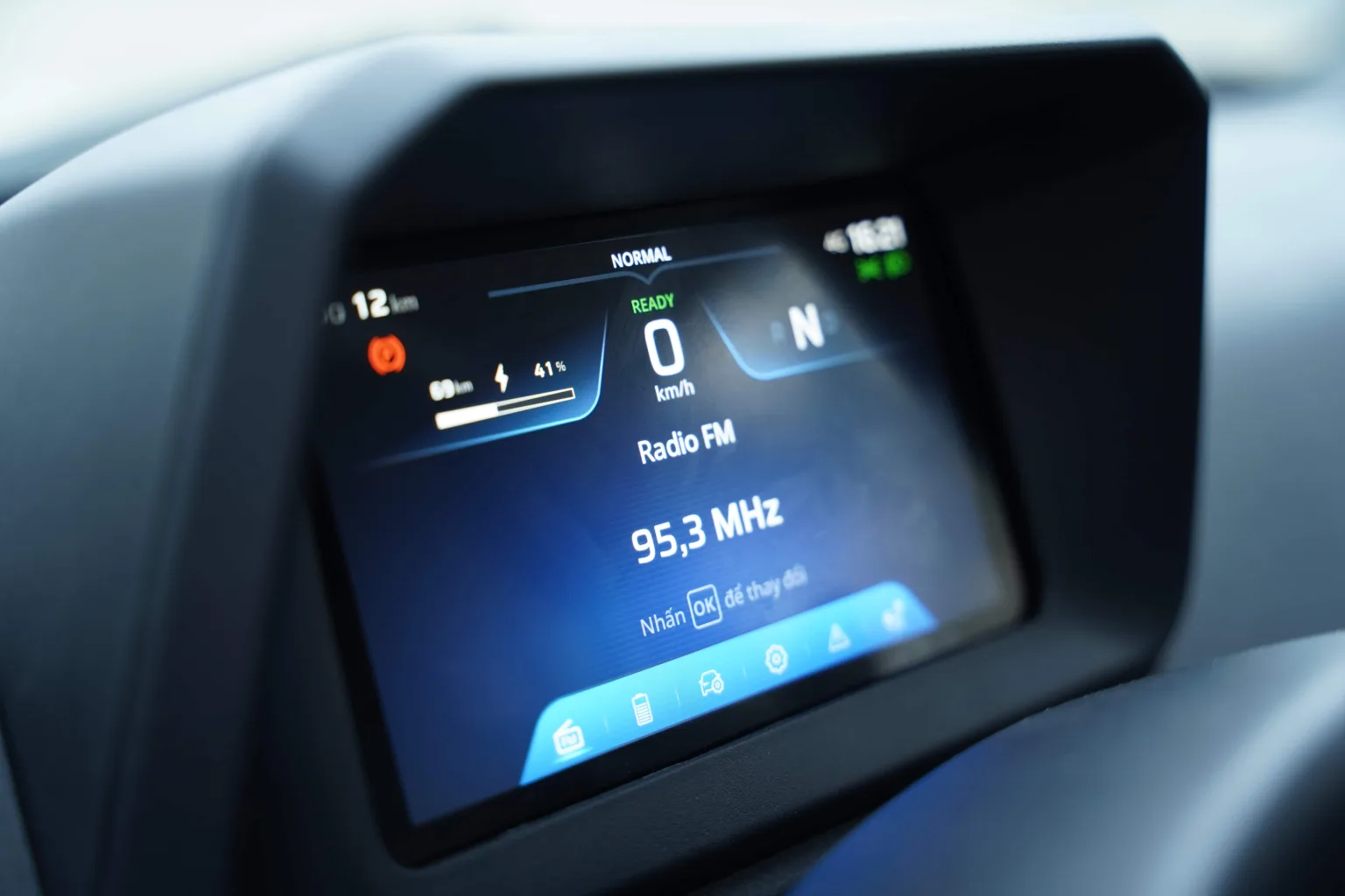 Công nghệ số hội tụ: Trải nghiệm màn hình thông minh trên VinFast Minio Green